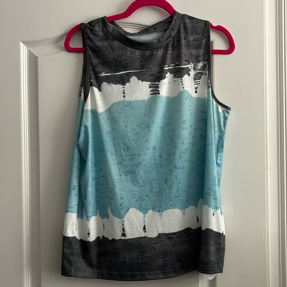 Never worn tie dye tank!